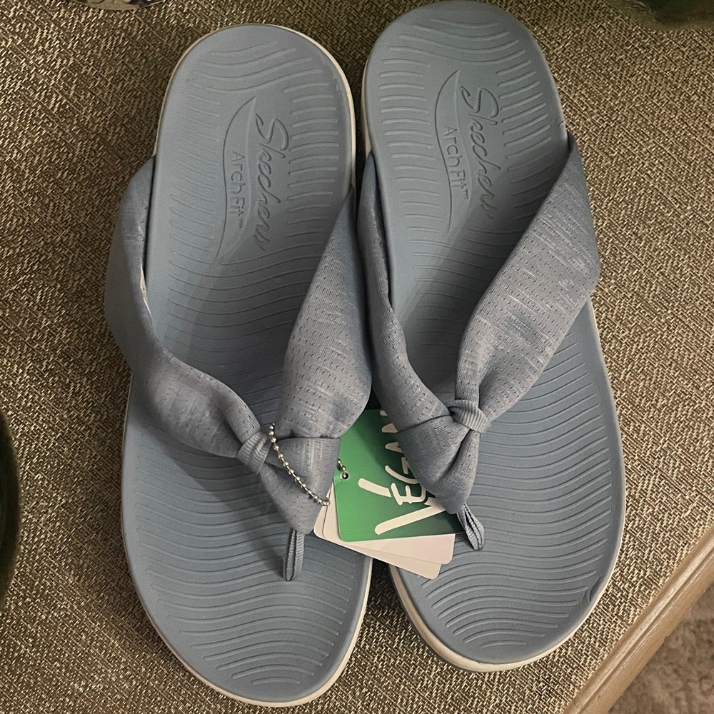 Skechers Women's Light Blue Sandals